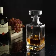 Штоф с крышкой "Classic", 750 мл, стекло P.L. - BarWare