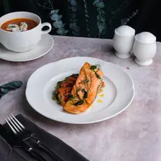 Тарелка 23 см, фарфор , Aristocrat , Noble NEW